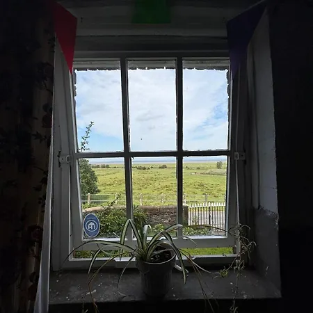 Hillside Farm Хостел *