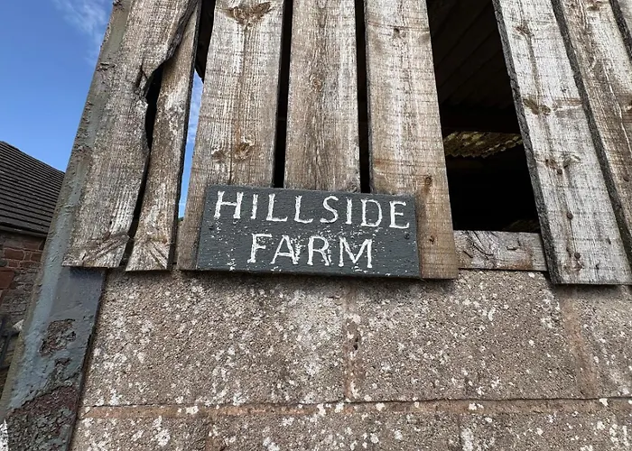 Hillside Farm بيت شباب *
