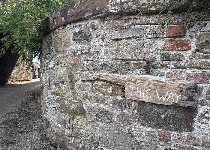 بيت شباب Hillside Farm *