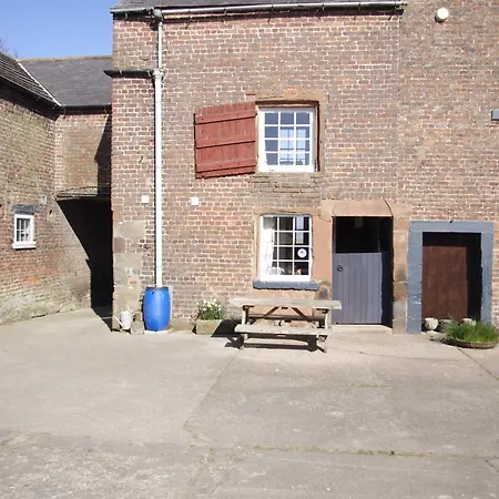 Hillside Farm Hostel